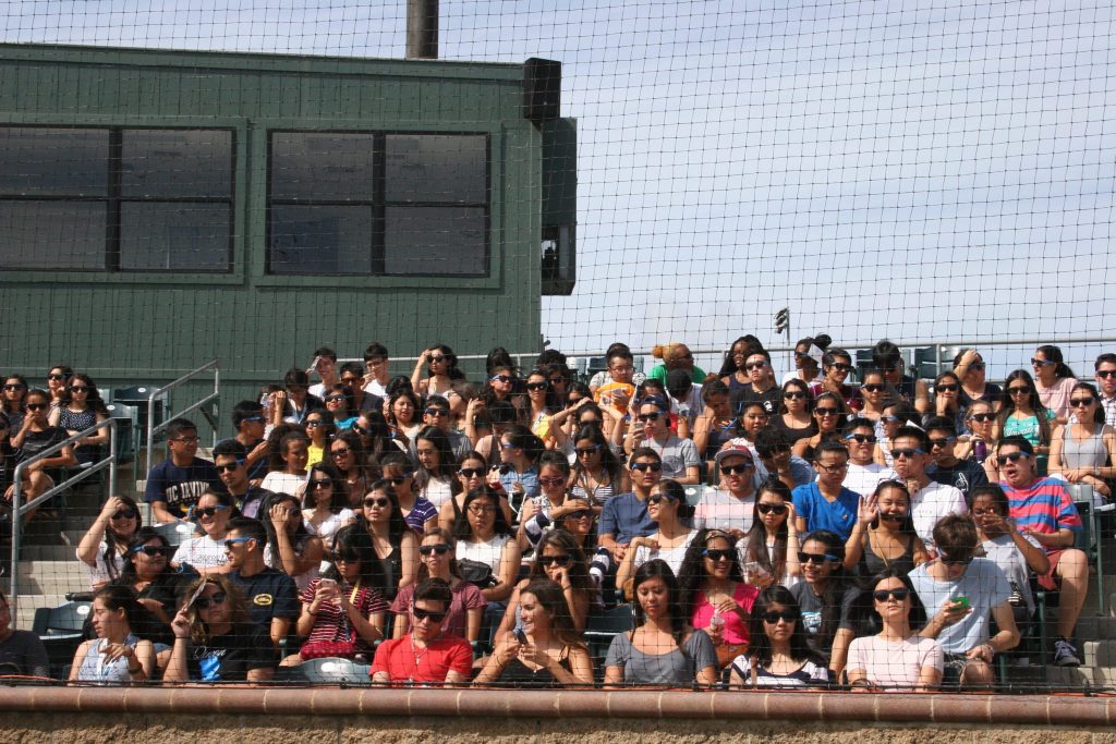 Dean Welcomes 2015-2016 Freshmen class