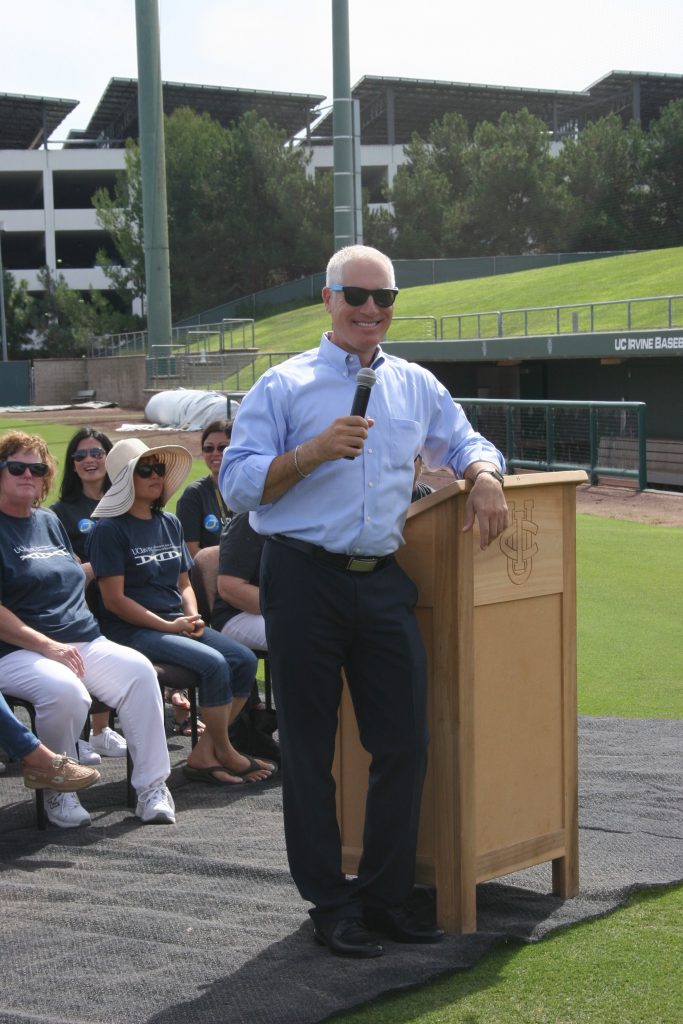 Dean Welcomes 2015-2016 Freshmen class