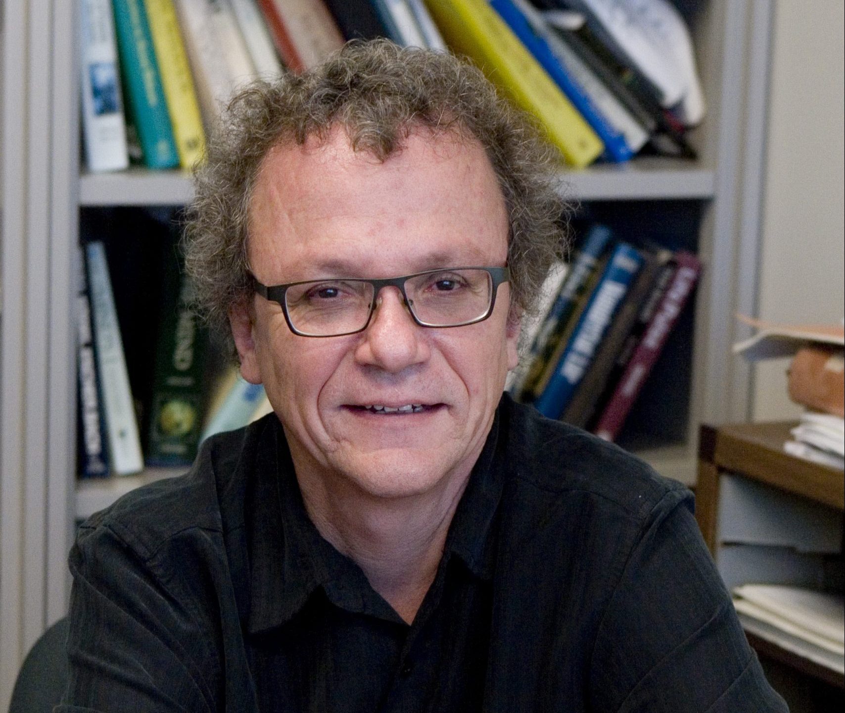 Neurobiologist Receives Teaching Honor