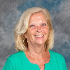 Headshot of Vicki Thomas